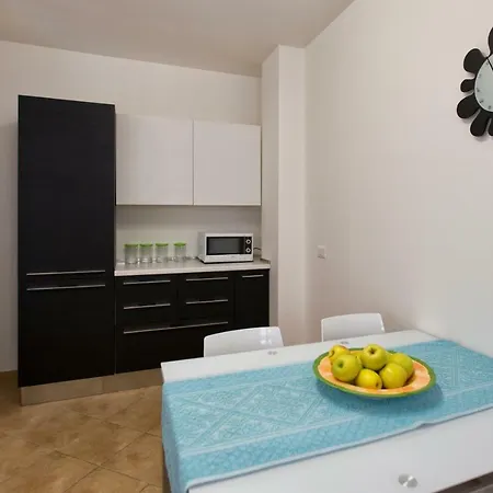 Apartman La Casa Di Noemi *